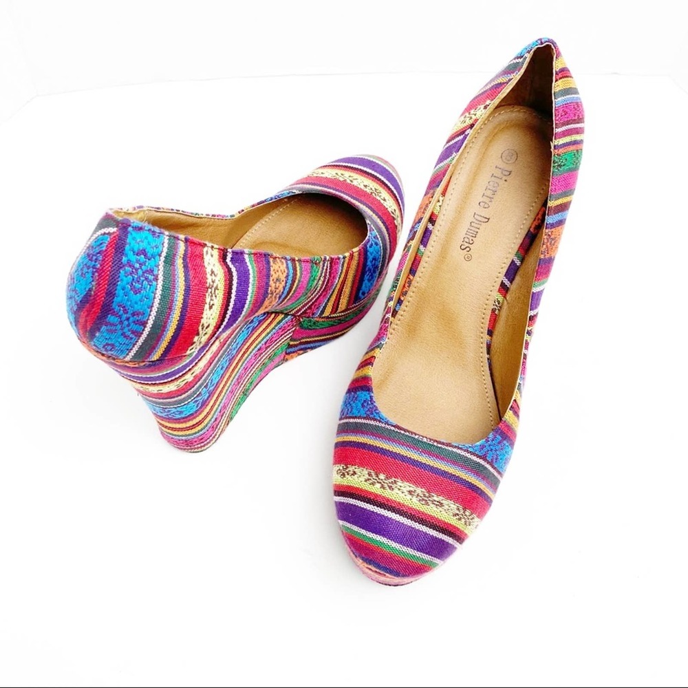 PIERRE DUMAS Aztec Multicolored Platform Wedges Size 8 Resortwear Boho Colorful